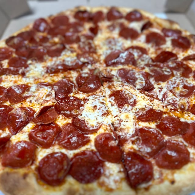 Hot Honey Xtra Pepperoni š¶ļø - 16" X-Large.